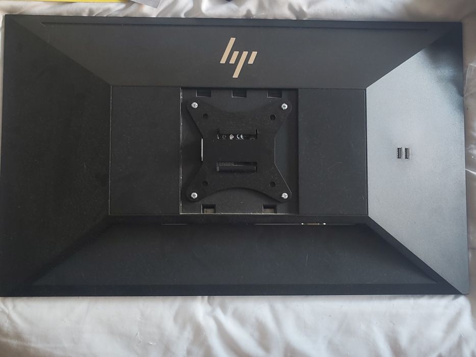 Monitor plano HP e24q