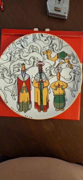 12 pratos da coleção "Natal", da SPAL