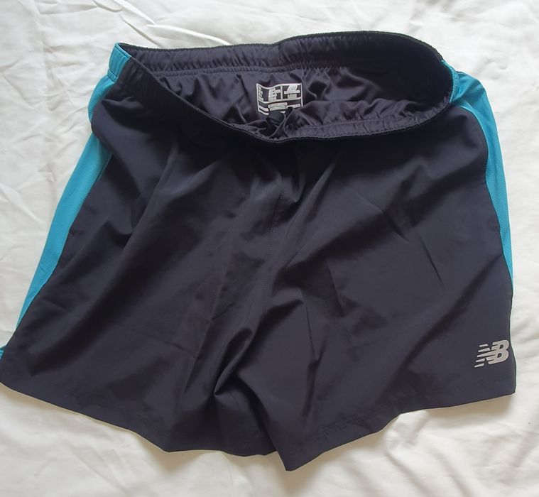 Calções Nike Dri-Fit e NB Dry (novas)