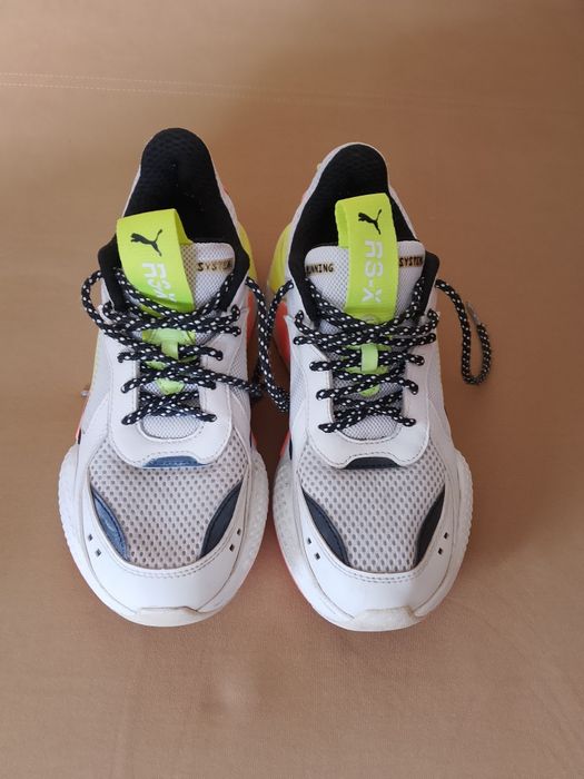 Продам кросівки на дівчинку