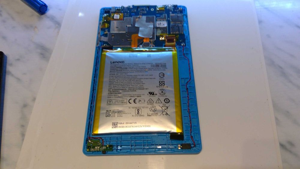 Tablet Lenovo TB3-710I 7" 1 GB / 8 GB L34