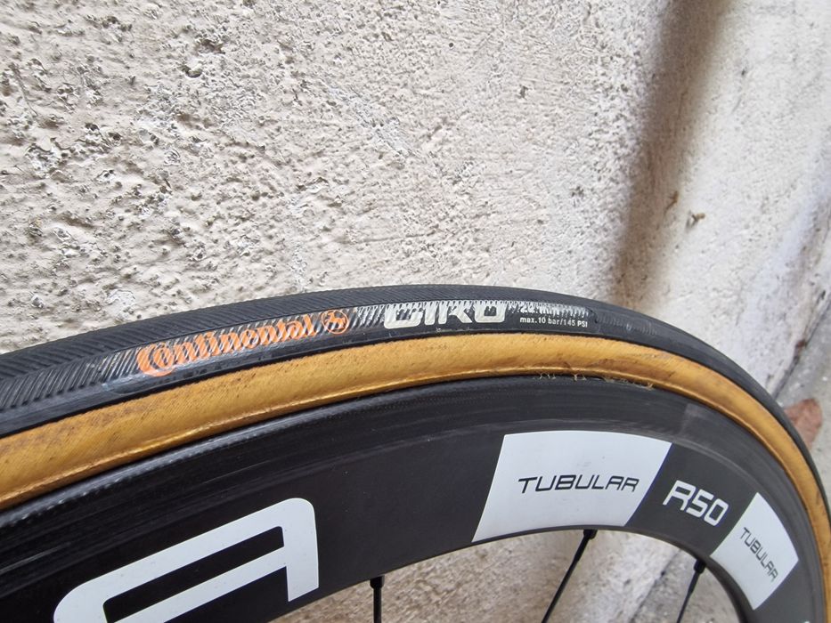 Koła karbon szosowe pod szyte komplet carbomania R50 tubular +szytki