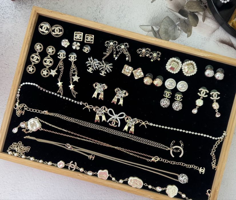 Сережки Chanel, пусети шанель, вінтажні, з перлами, з камінням, брошки