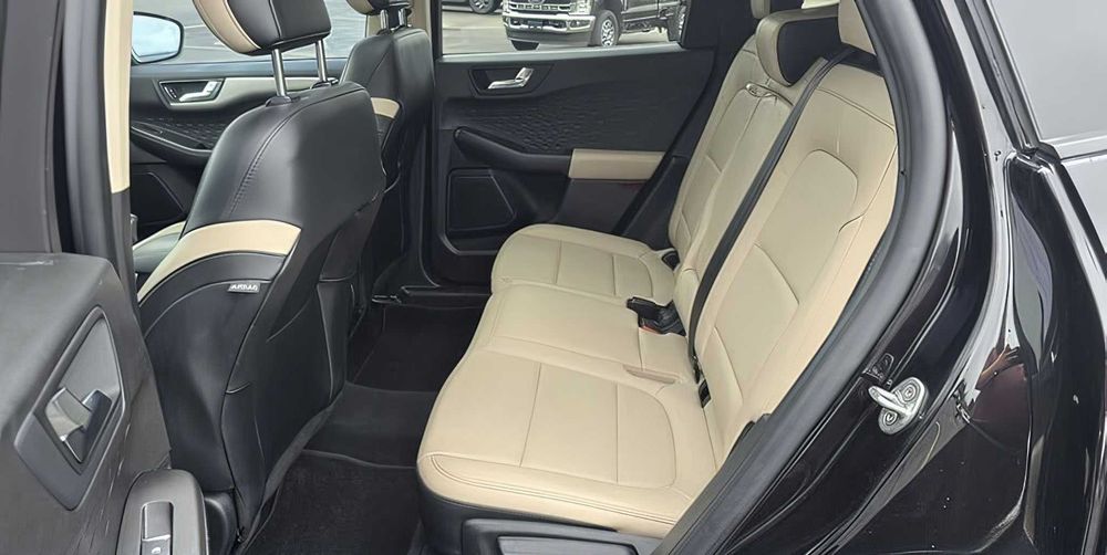 Ford Escape      2020