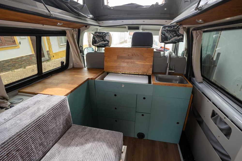 Volkswagen T5.2 Campervan 2014, teto elevável SCA 192, autocaravana M1