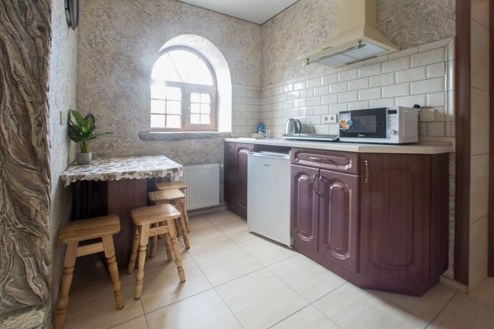 Двох кімнатна квартира у центрі  старого міста біля Ратуші.