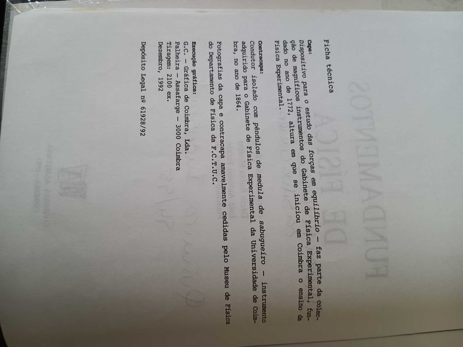 Livro Univ. Fundamentos de Física