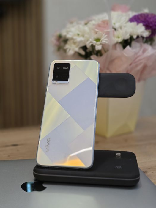 Продам смартфон Vivo Y21 4/64 GB  Процессор 8-ми ядерний