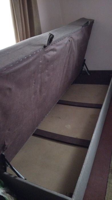 Ліжко односпальне