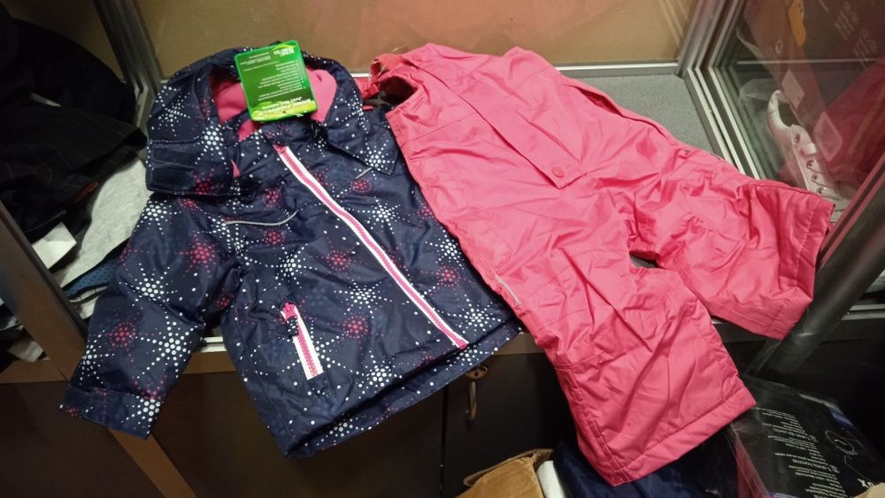 Лыжные куртки на мембране , комбинезоны, штаны,