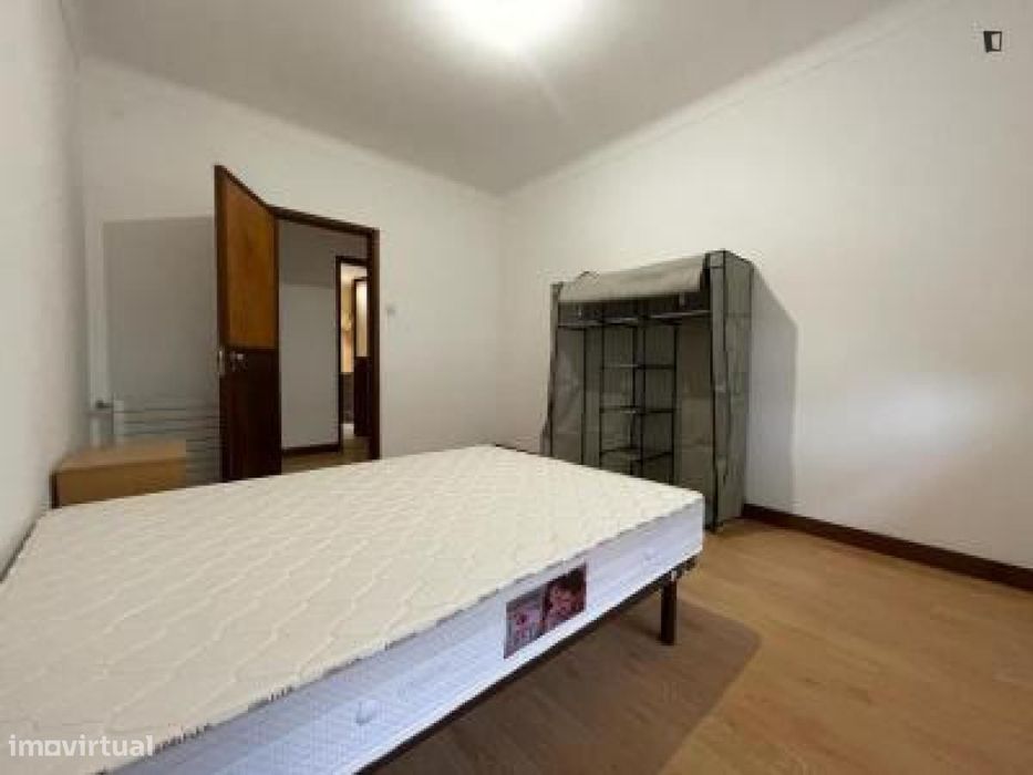 Quarto - localizado em Aveiro