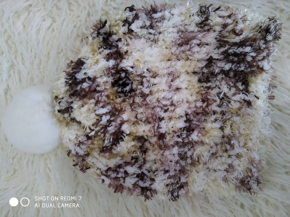 Conjuntos de gola e gorro, trabalho feito á mão