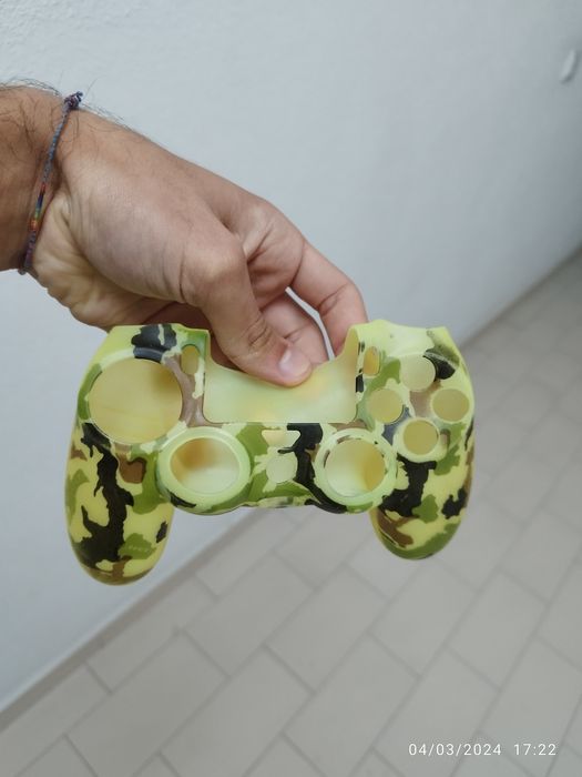 PS4 Controller Cover64409377906819120