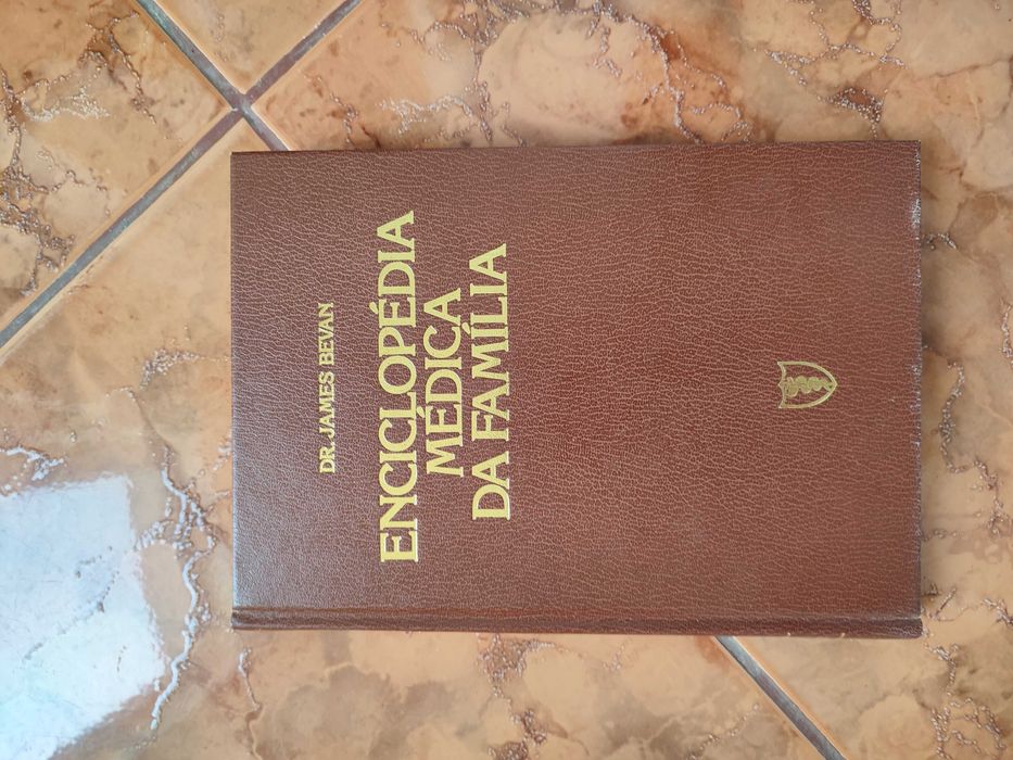 Enciclopédia Médica de Família 4º Volume