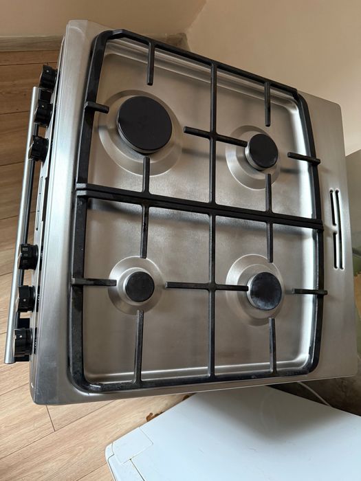 Kuchenka wolnostojąca Amica