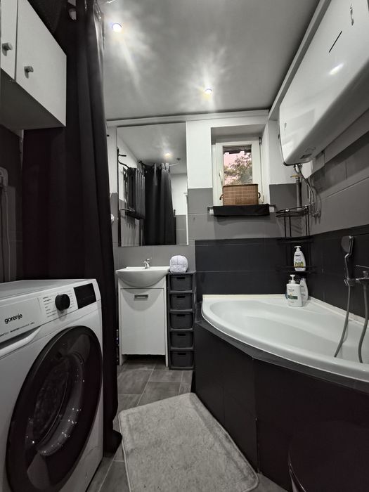 REZERWACJA DO 13.10.2026. 3 pokoje | 47 m² | balkon | klimatyzator | wyposażone | Strzelce Opolskie