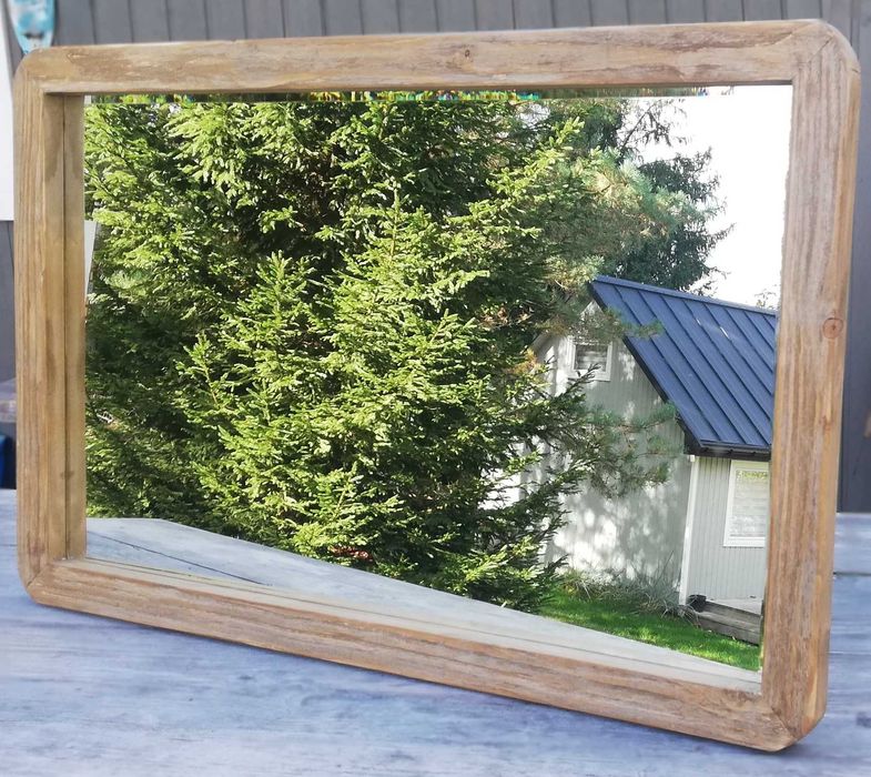 Lustro na wymiar w drewnianej ramie