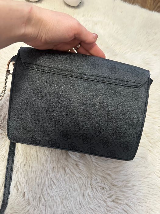 Torebka listonoszka guess