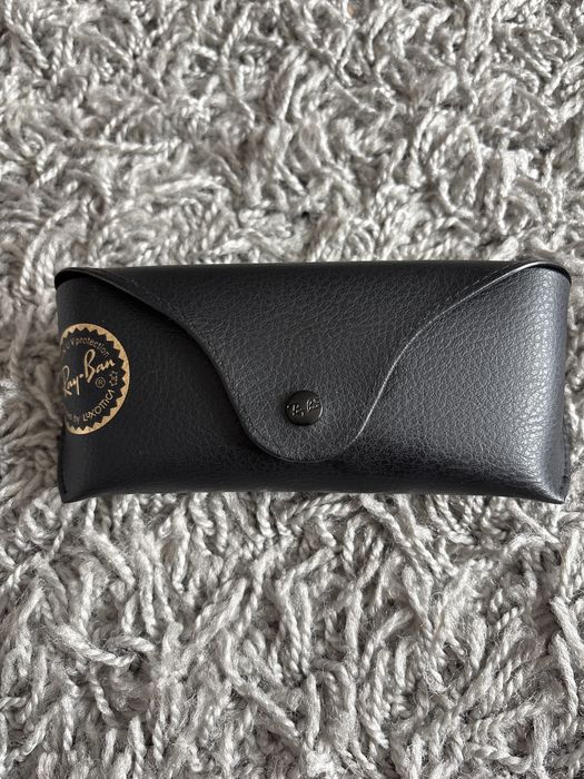 Etui  na okulary Rayban