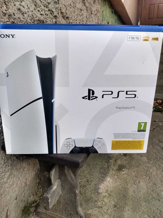Sprzedam konsole ps 5 nową 4k z kontrolerem