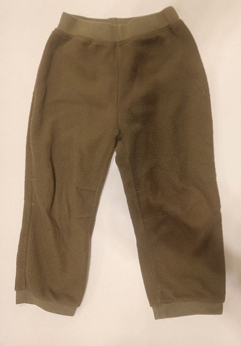 Dziecięce polarowe spodnie rozmiar 92
 typu jogger