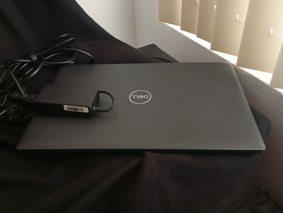 DeLL Latitude 3520 - 300€ (Negociavel)