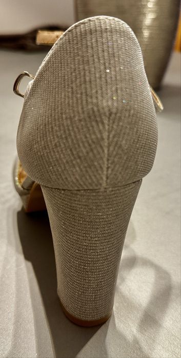 Sapatos de Senhora lindissimos