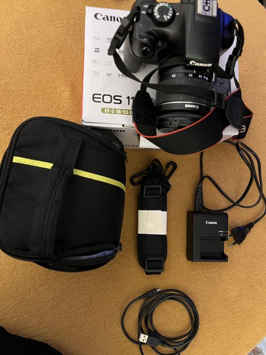 Maquina fotografica Canon EOS 1100D
