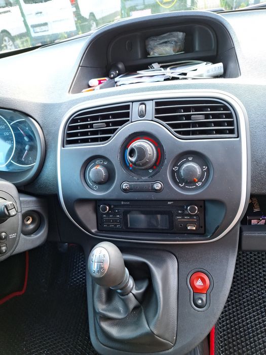 Рено Кенго махі 2018р renault kango maxi