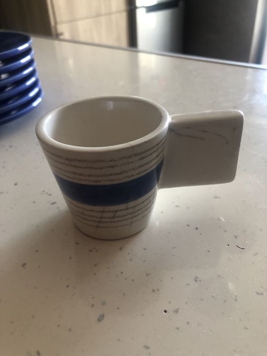 Modern-design tableware set64750495898115123