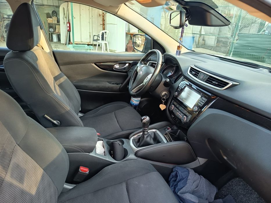 Vendo Nissan qashqai  2015 em muito bom estado