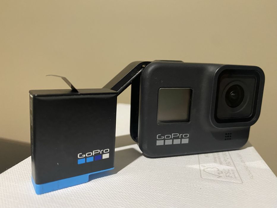 GoPro HERO 8 Black – Usada, em bom estado