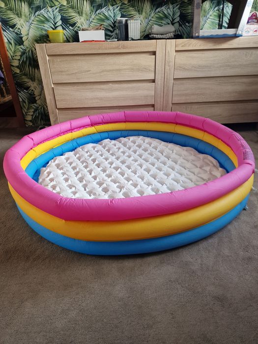 Basen dla dzieci 140, piłka