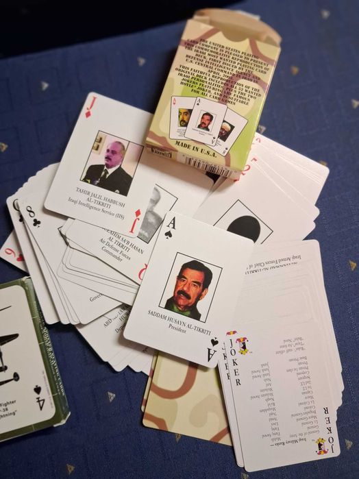 Baralho de cartas Militar