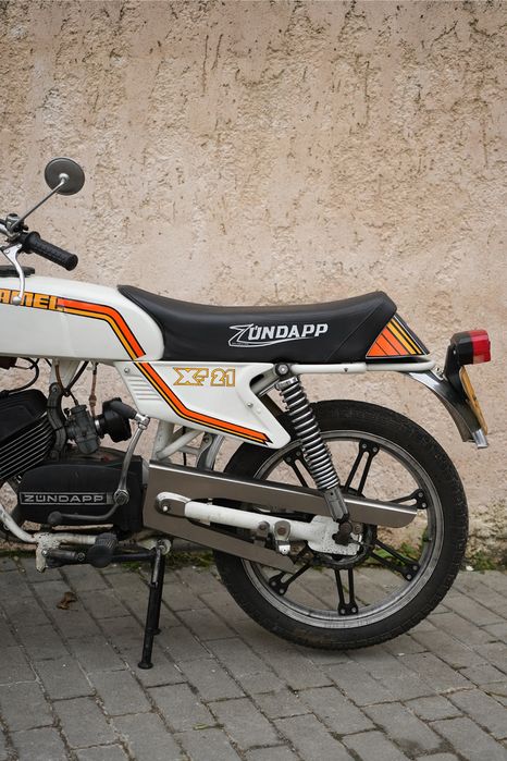 Famel XF21 de 1990 Matas E Cercal • OLX.pt