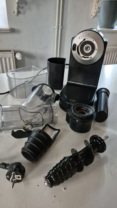 Wyciskarka wolnoobrotowa PHILIPS HR1889/70