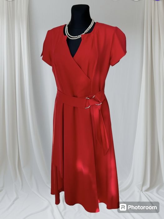 Elegancka czerwona kopertowa sukienka Sander XL na wesele komunię