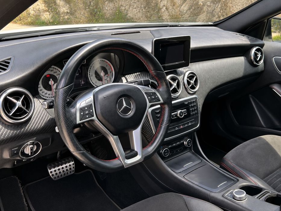 Mercedes-Benz A220 CDI AMG Line Full Extras