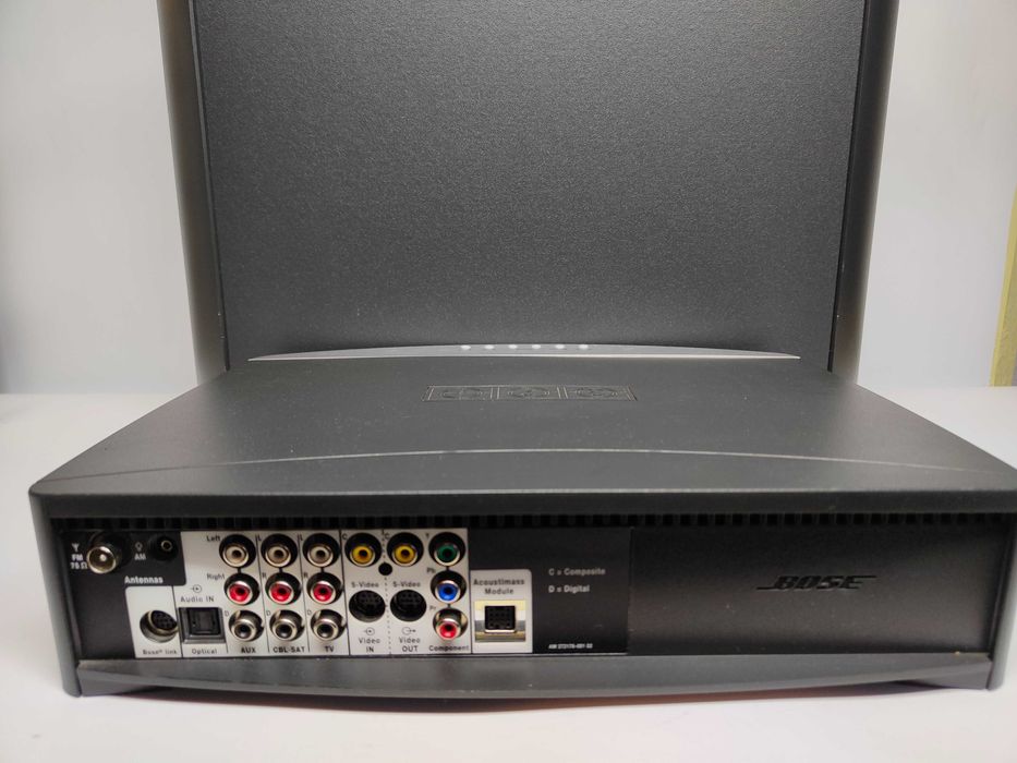 BOSE AV3-2-1 II Media Center system domowej rozrywki
