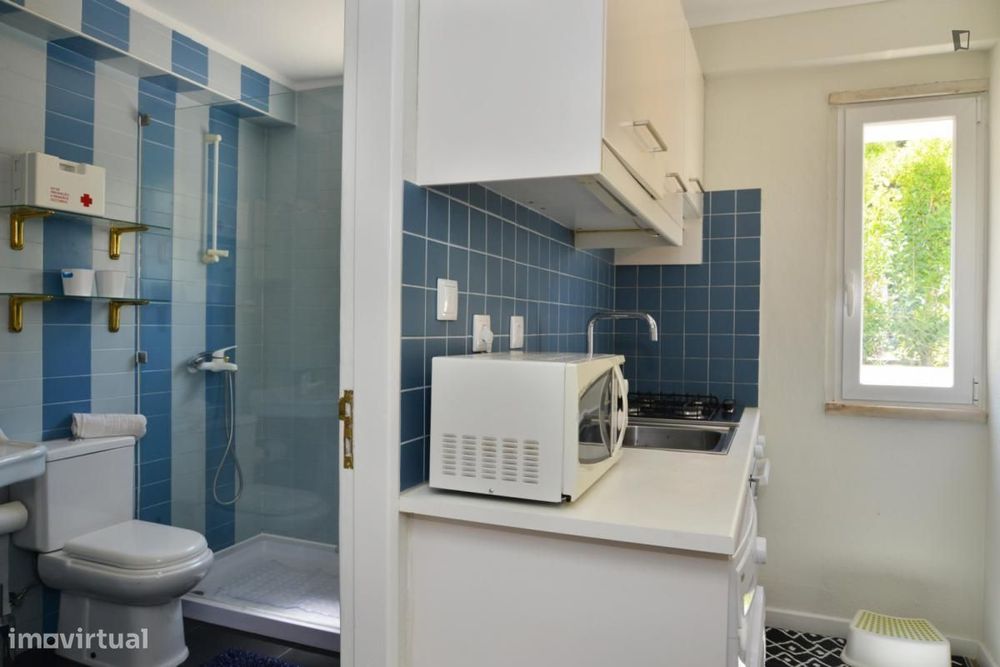 Apartamento com 3 quartos - localizado em Campolide Lisbon
