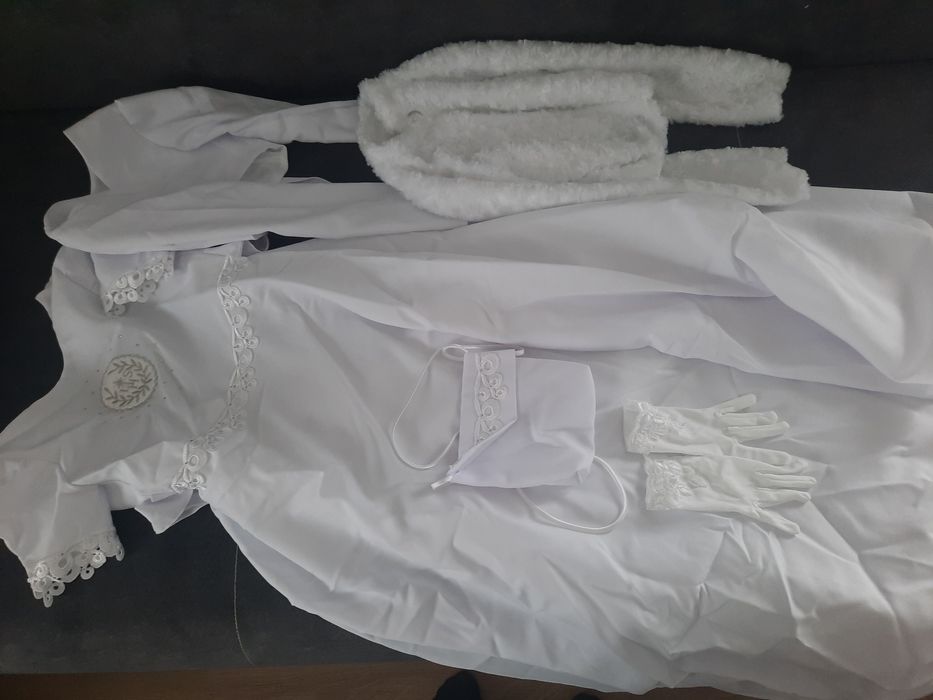 Sprzedam sukienkę komunijna