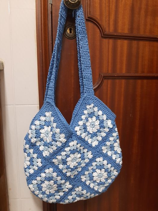 Saco em fio rústico, feito à mão