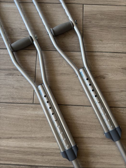 Милиці дитячі, костилі підліткові