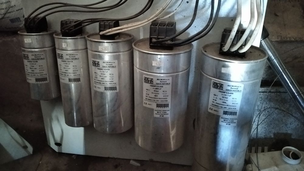 Установка компенсації реактивної потужності ККУ-04, УКРМ-04