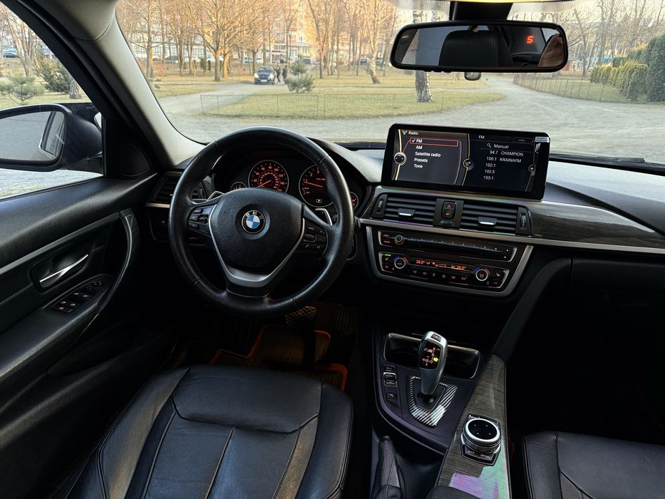 BMW f30  328i 2013 рік