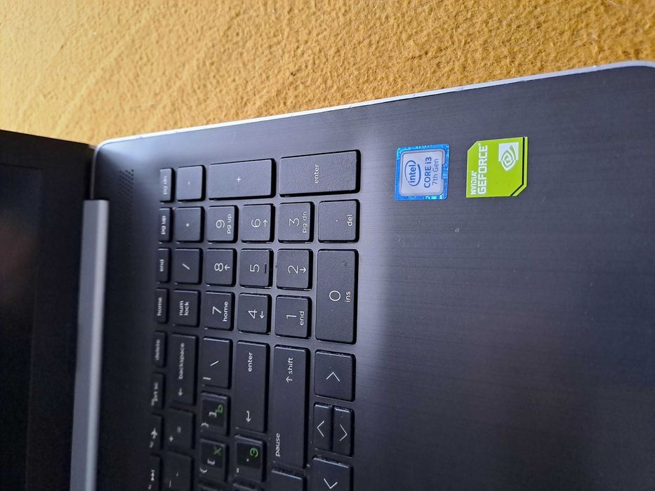 Laptop HP 15 Intel® Core™ i3-7020U, 16 GB RAM