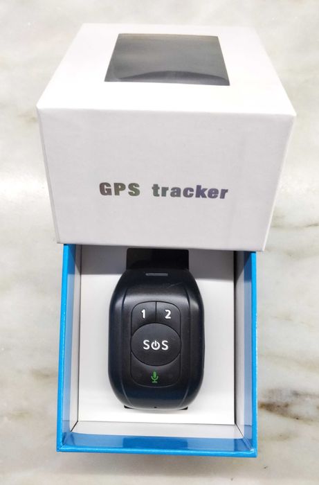 4G SOS Bracelet with GPS, Fall Alarm, and Mobile Phone Functionality64284278003842123