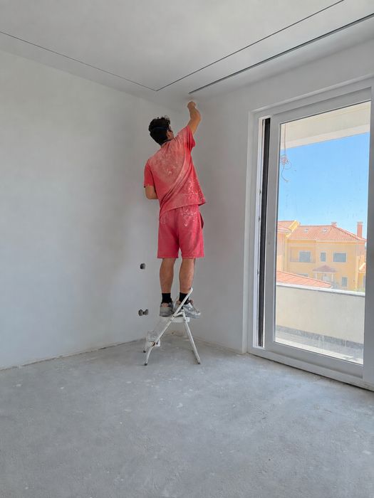 Pinturas interiores e exteriores (oeiras, cascais, sintra, lisboa e arredores)