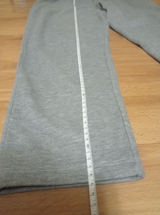 Спортивные штаны серые PRIMARK.