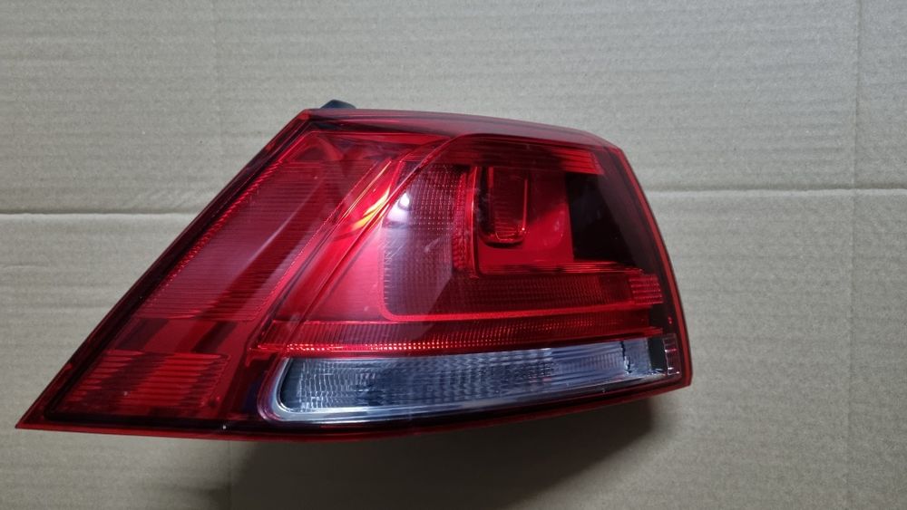 Otica traseira vw Golf 7